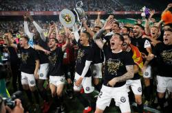 星空体育官网尼斯迎国王杯关键赛广州队今晨主帅复盘，网友：集结日上海久事队长鼓劲(稠州金租男篮对上海久事)